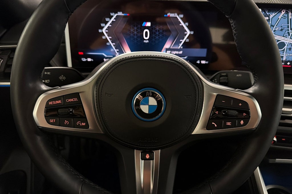 Thumbnail: 2023 BMW i4 - 27
