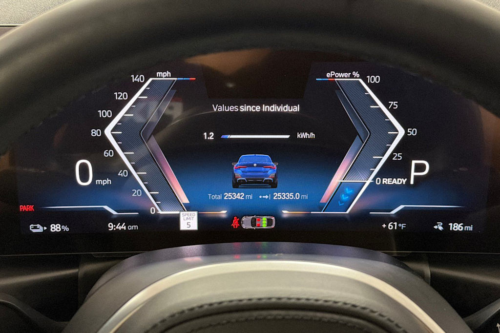 Thumbnail: 2023 BMW i4 - 15