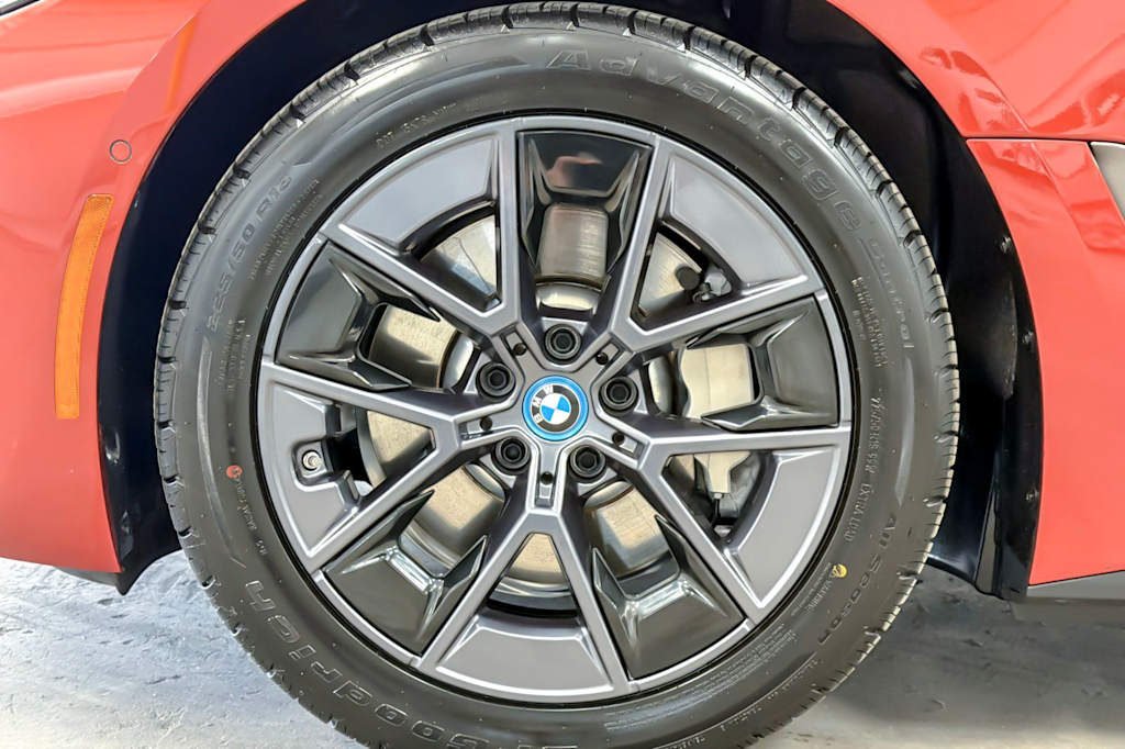 Thumbnail: 2024 BMW i4 - 8
