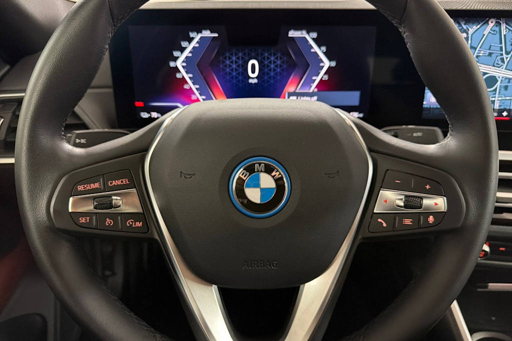 Thumbnail: 2023 BMW i4 - 26