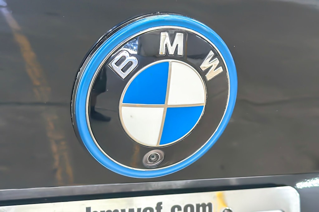 Thumbnail: 2023 BMW i4 - 28