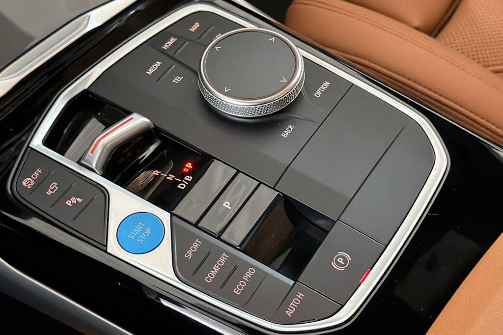 Thumbnail: 2023 BMW i4 - 14