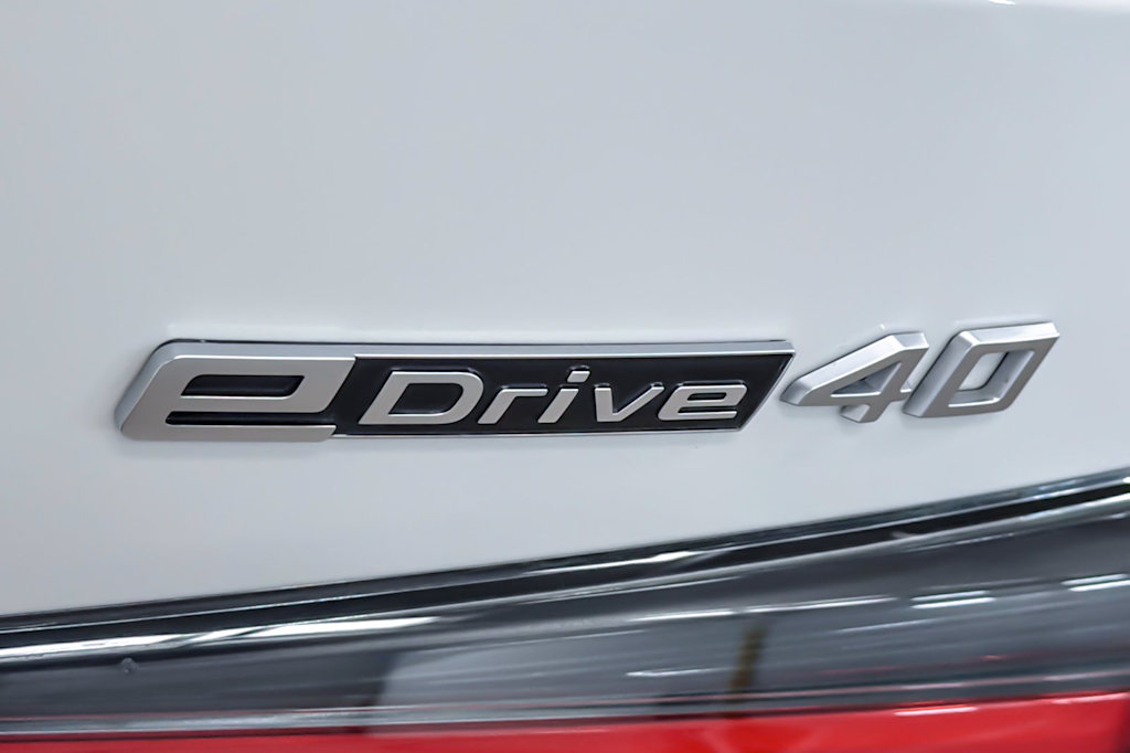 Thumbnail: 2024 BMW i4 - 2
