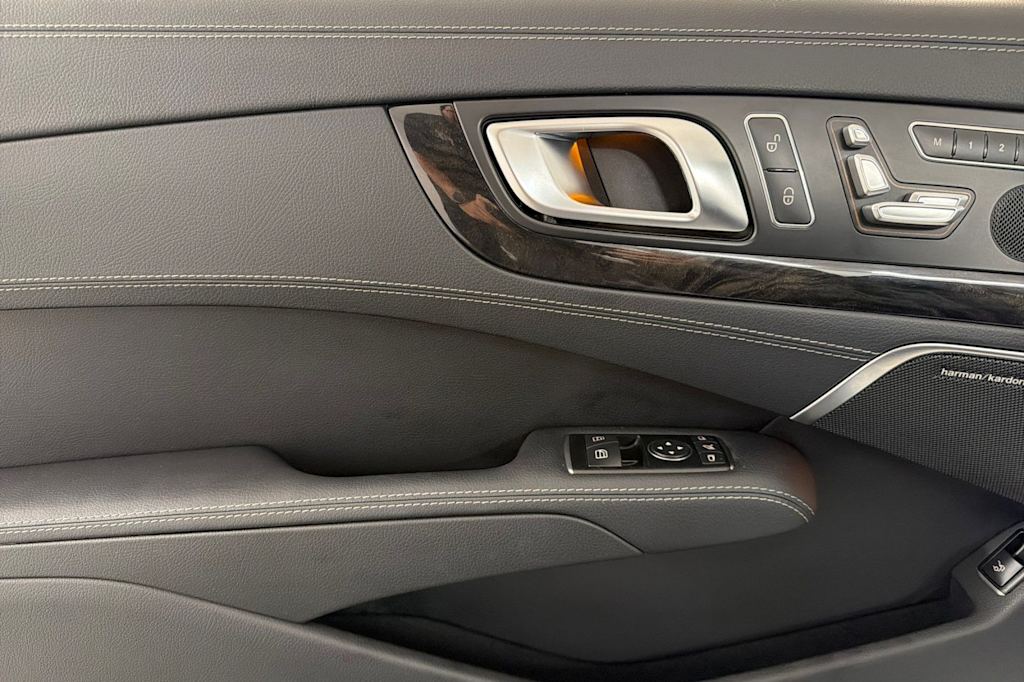 Thumbnail: 2013 Mercedes-Benz SL-Class - 20