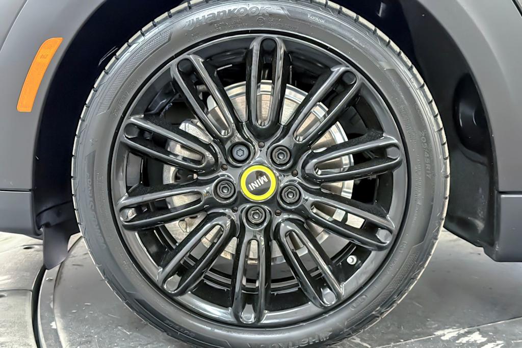 Thumbnail: 2024 MINI Cooper - 8