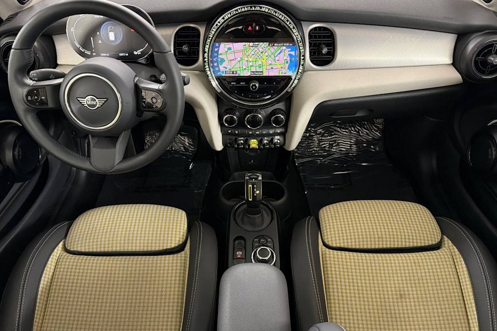 Thumbnail: 2023 MINI Cooper - 2