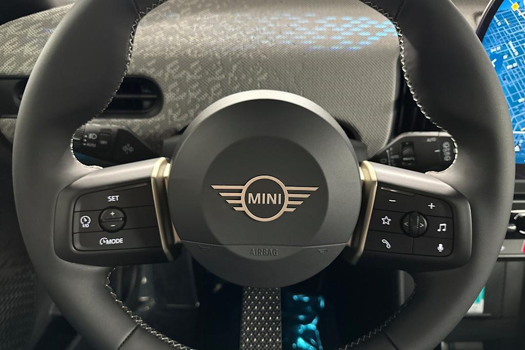 Thumbnail: 2026 MINI Cooper - 24