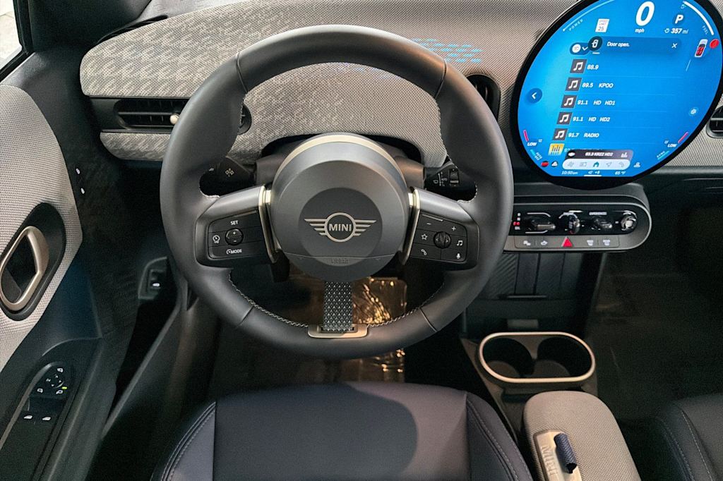 Thumbnail: 2026 MINI Cooper - 9