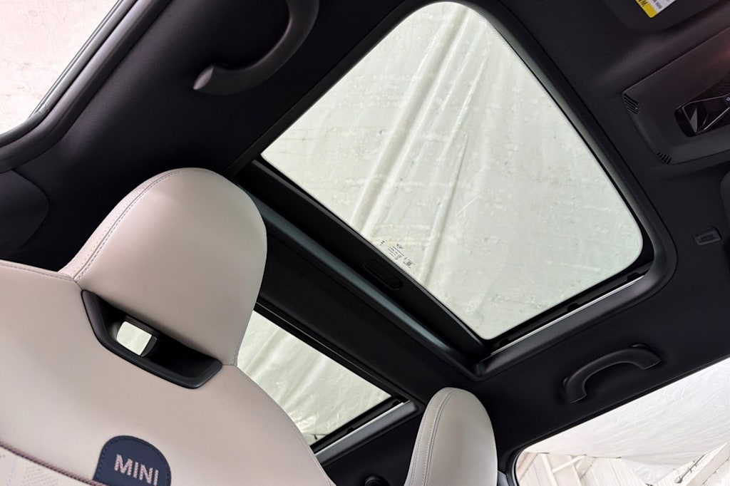 Thumbnail: 2026 MINI Cooper - 19