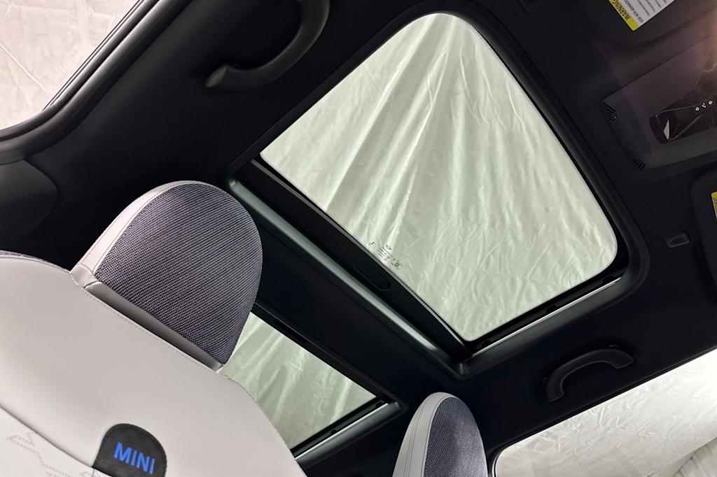 Thumbnail: 2026 MINI Cooper - 20