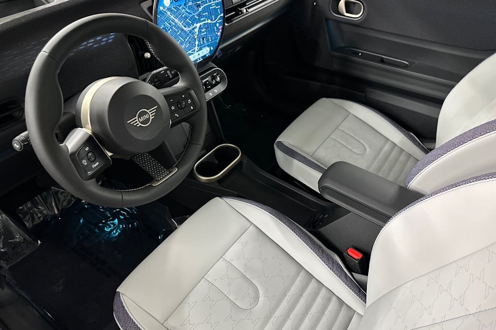 Thumbnail: 2026 MINI Cooper - 8