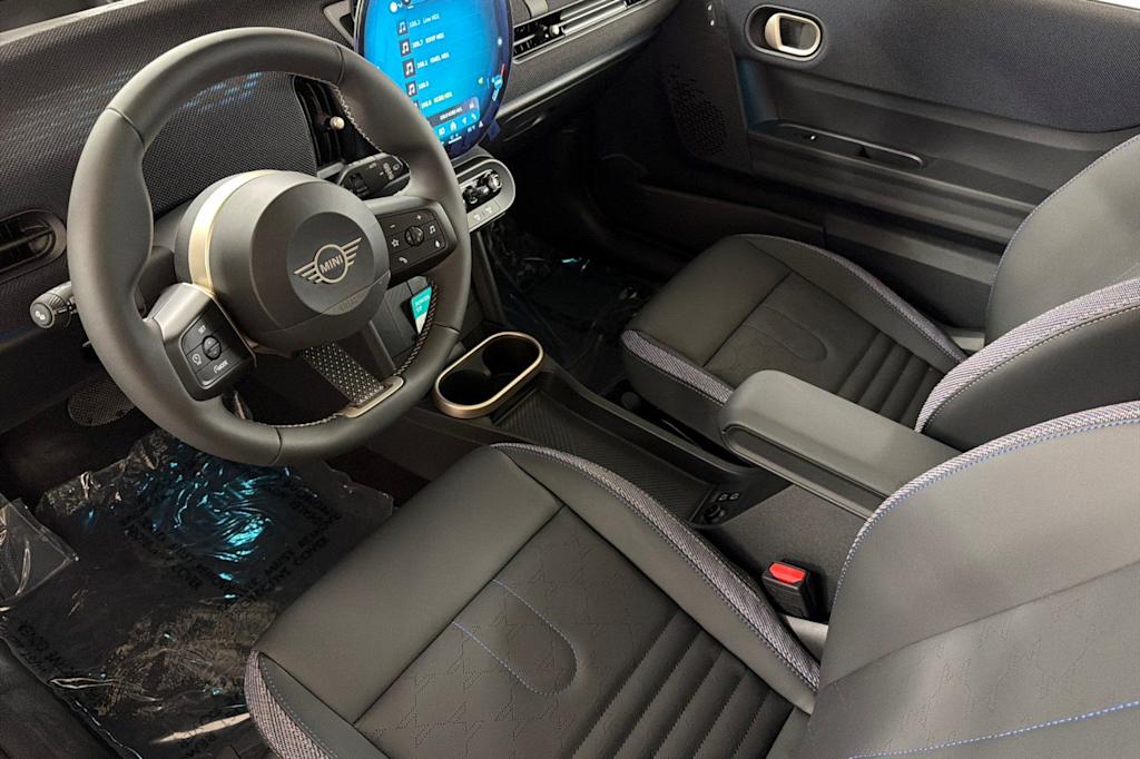 Thumbnail: 2026 MINI Cooper - 10