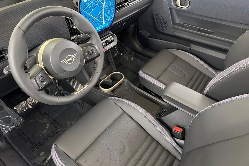 Thumbnail: 2026 MINI Cooper - 9