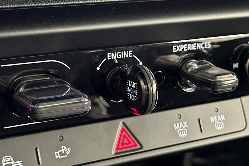 Thumbnail: 2025 MINI Cooper - 25