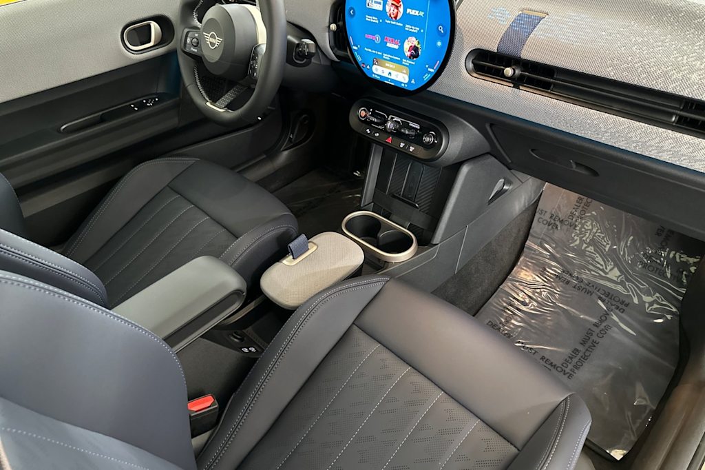 Thumbnail: 2025 MINI Cooper - 10