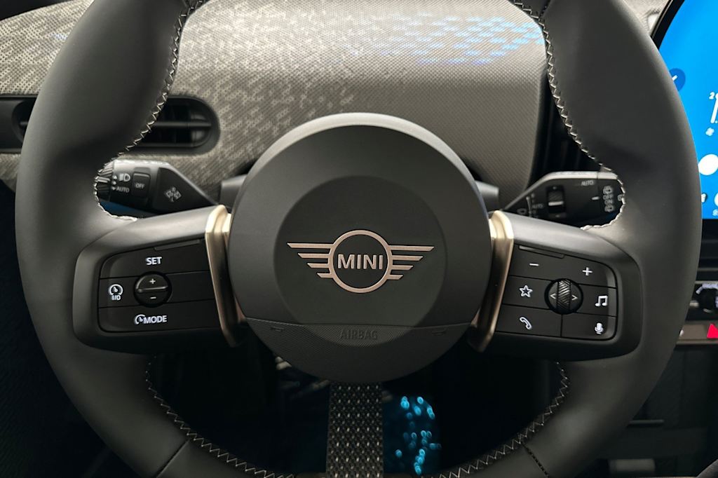 Thumbnail: 2025 MINI Cooper - 24