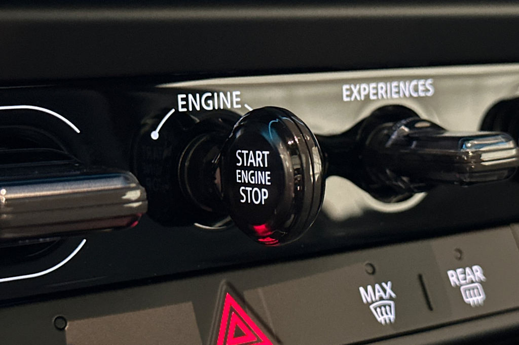 Thumbnail: 2025 MINI Cooper - 23