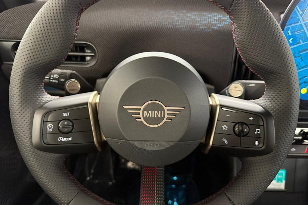 Thumbnail: 2026 MINI Cooper - 24