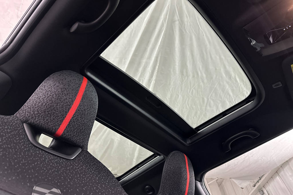 Thumbnail: 2026 MINI Cooper - 21