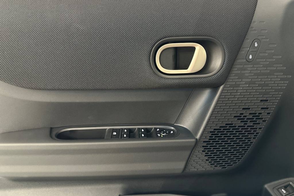 Thumbnail: 2026 MINI Cooper - 18