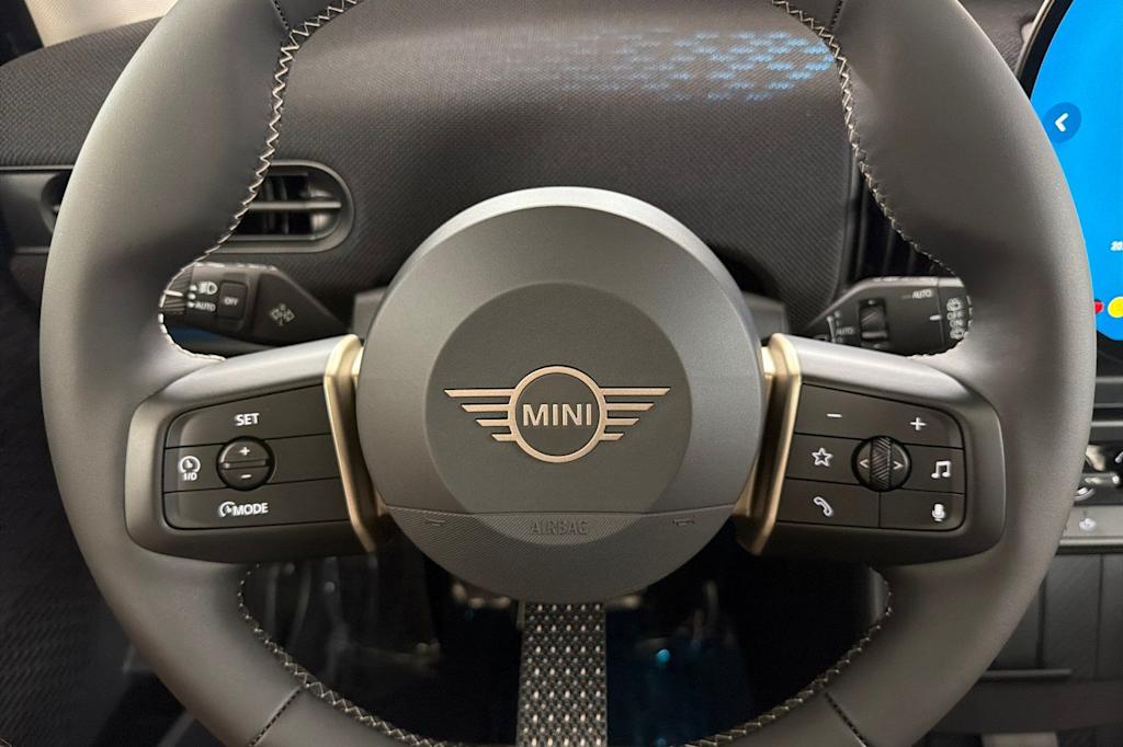 Thumbnail: 2026 MINI Cooper - 23