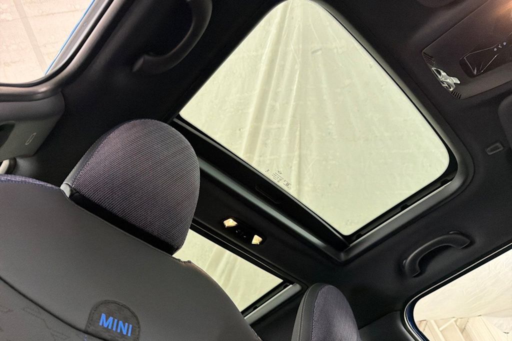 Thumbnail: 2026 MINI Cooper - 20