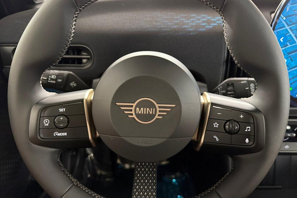 Thumbnail: 2026 MINI Cooper - 23