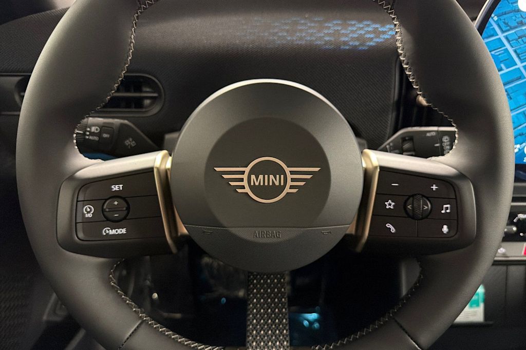 Thumbnail: 2026 MINI Cooper - 23