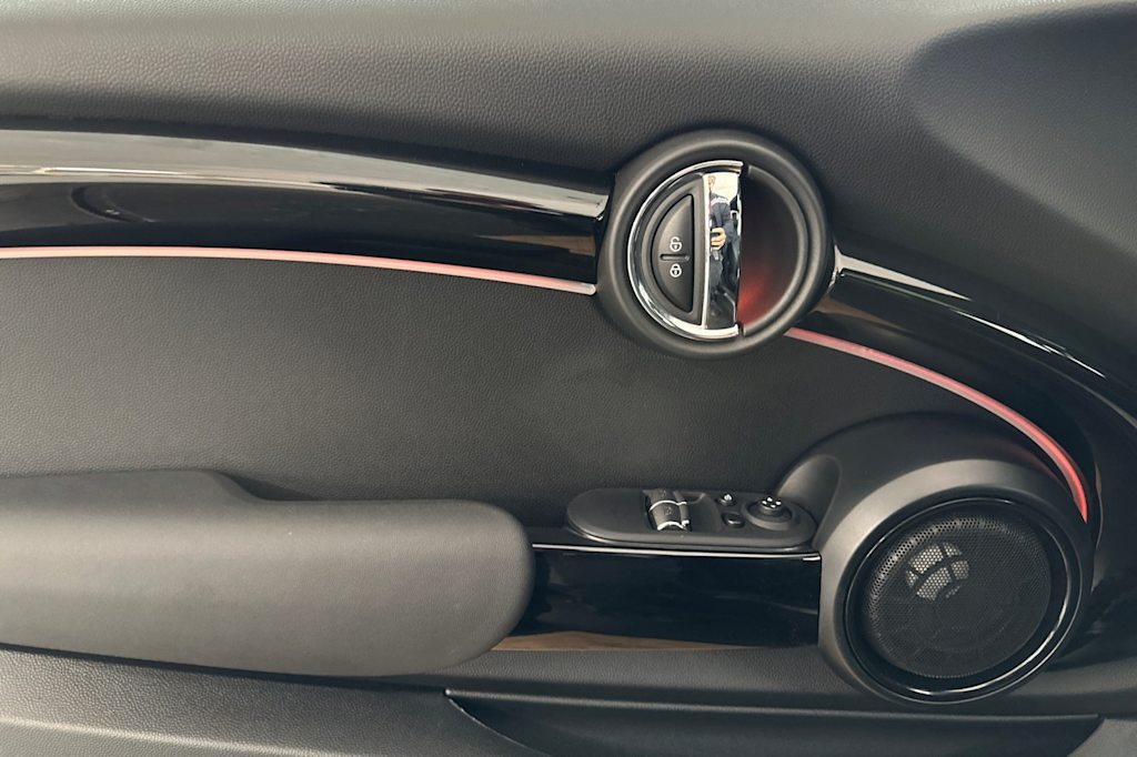 Thumbnail: 2024 MINI Cooper - 21