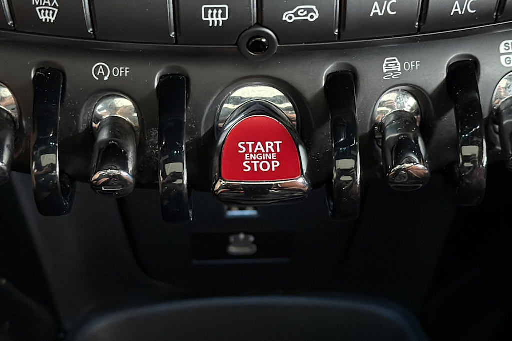 Thumbnail: 2023 MINI Cooper - 11