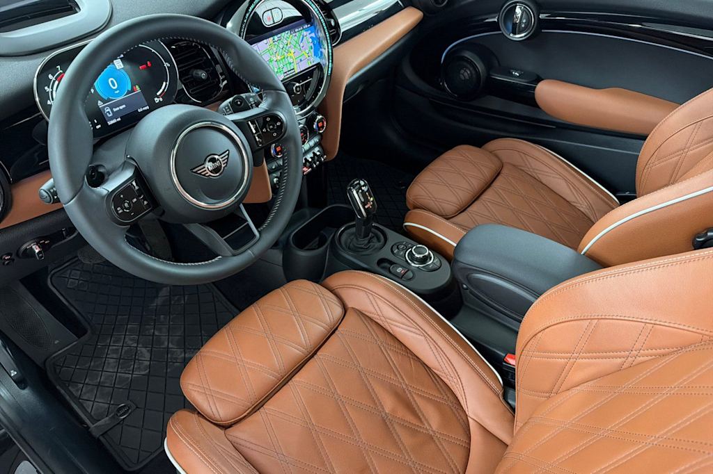Thumbnail: 2023 MINI Cooper - 9