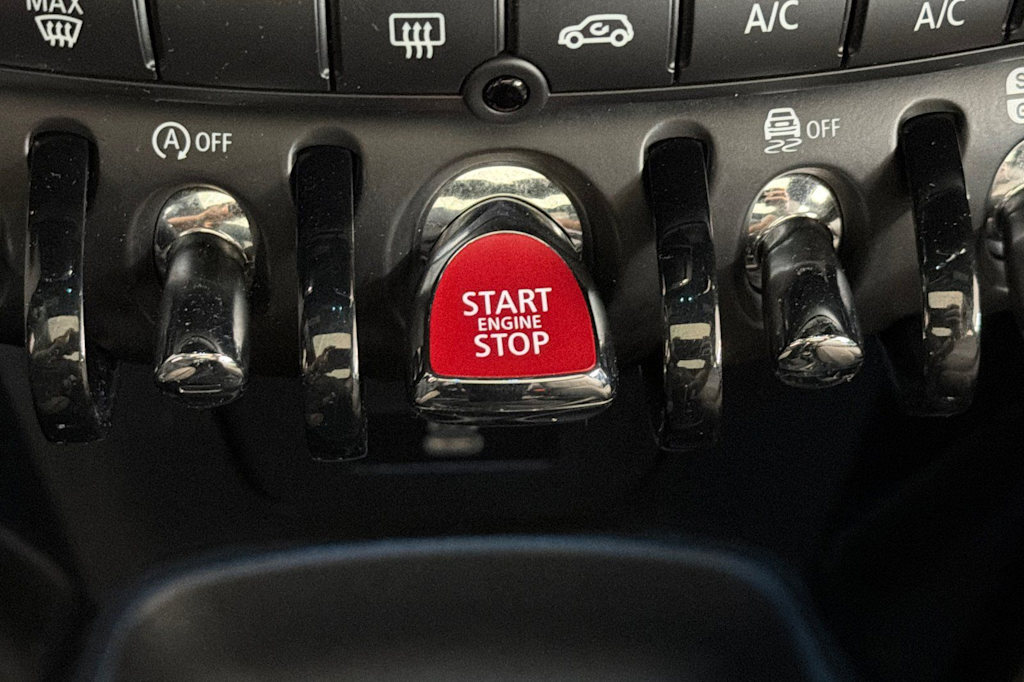 Thumbnail: 2024 MINI Cooper - 11