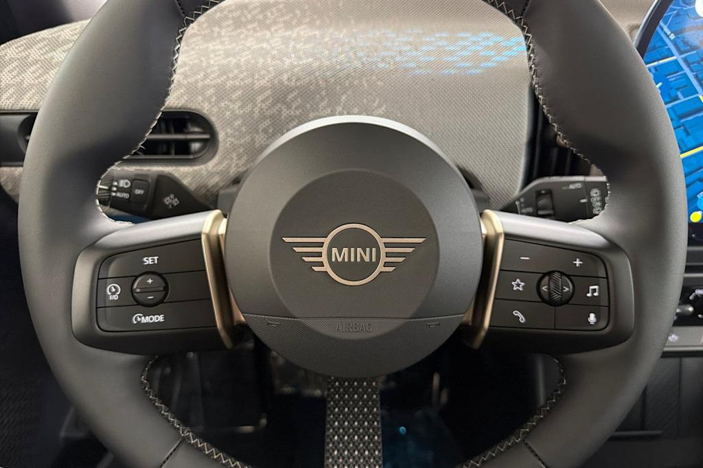 Thumbnail: 2026 MINI Cooper - 24