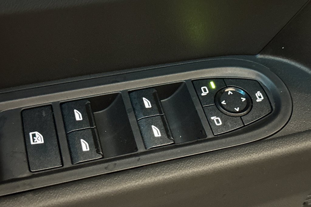 Thumbnail: 2025 MINI Cooper - 18