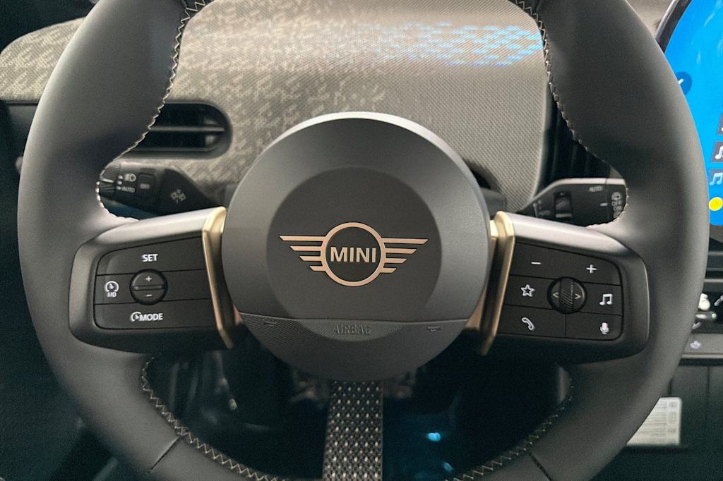 Thumbnail: 2026 MINI Cooper - 23