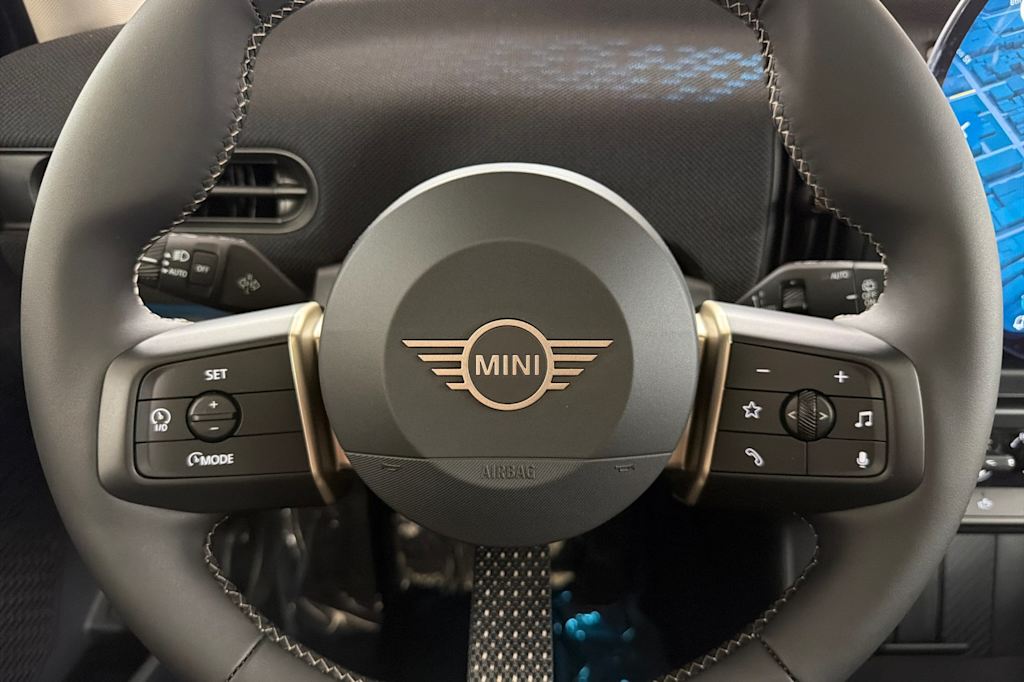Thumbnail: 2027 MINI Cooper - 3