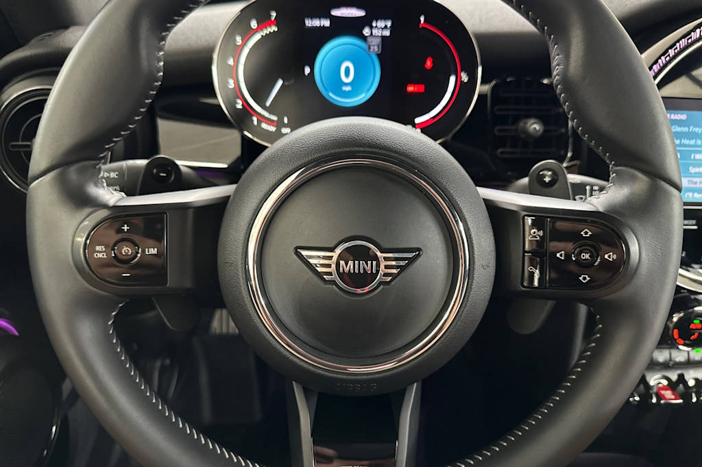 Thumbnail: 2022 MINI Cooper - 26