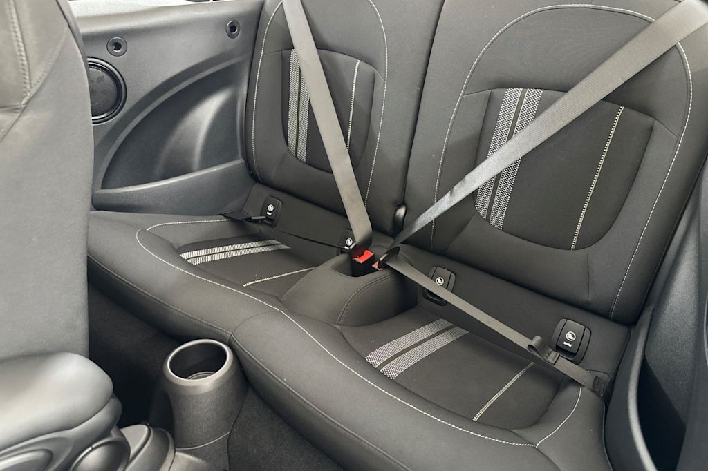 Thumbnail: 2022 MINI Cooper - 10