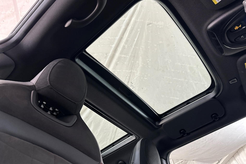 Thumbnail: 2023 MINI Cooper - 23