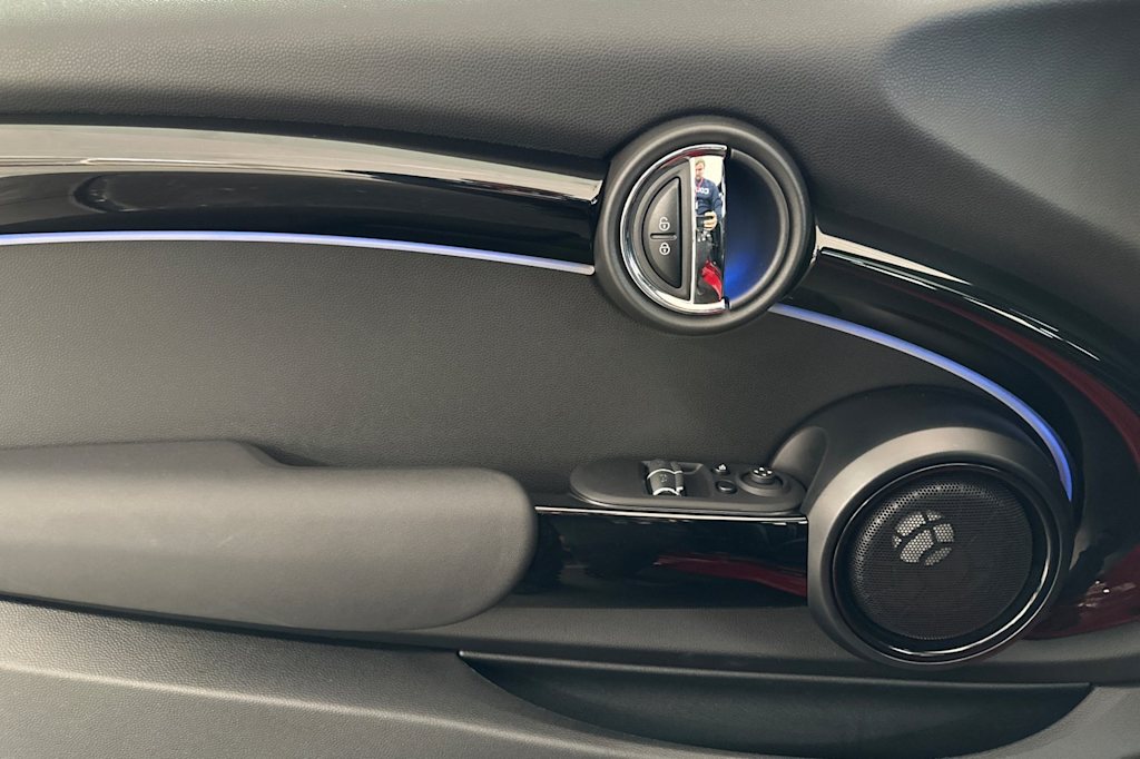 Thumbnail: 2023 MINI Cooper - 21