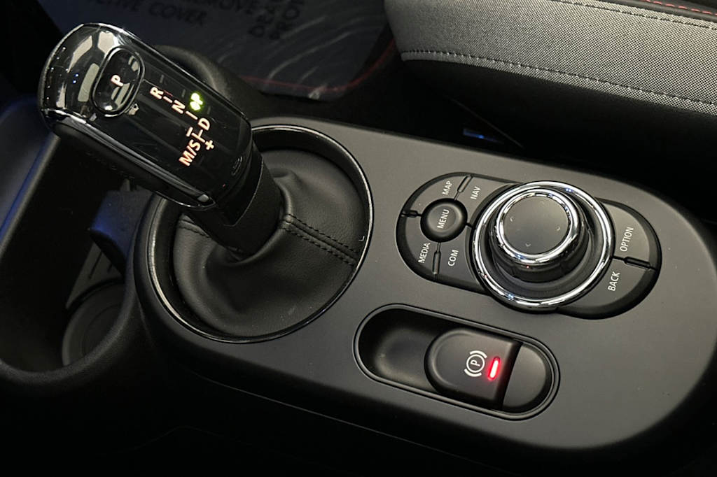 Thumbnail: 2023 MINI Cooper - 14