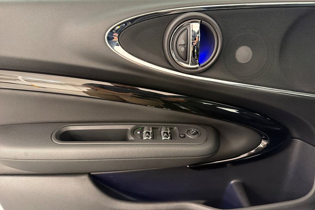 Thumbnail: 2020 MINI Cooper Clubman - 21
