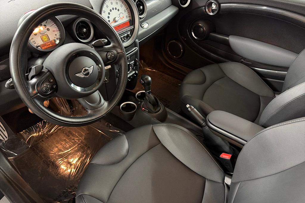Thumbnail: 2011 MINI Cooper - 8