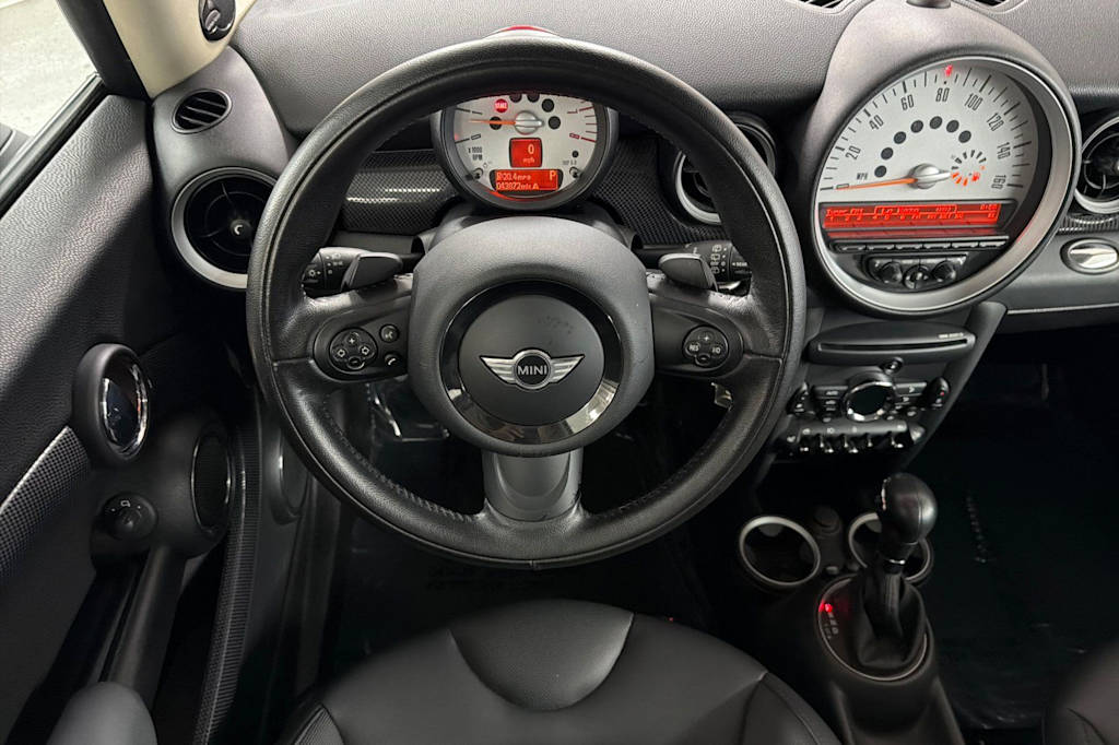 Thumbnail: 2011 MINI Cooper - 10