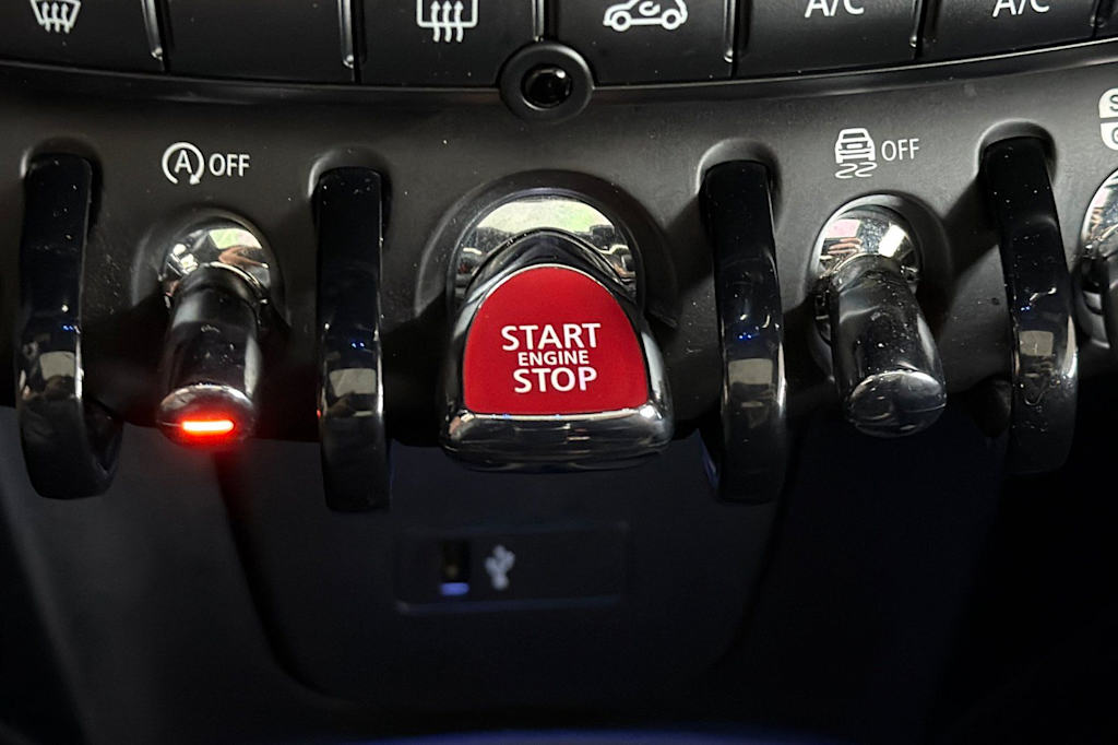 Thumbnail: 2019 MINI Cooper - 9