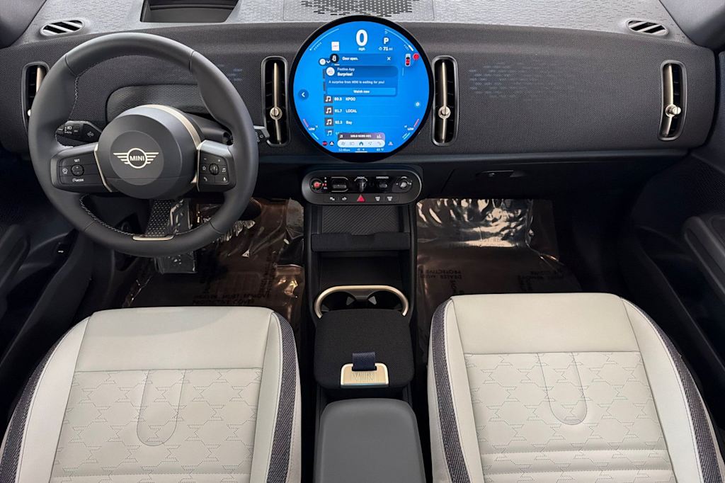 Thumbnail: 2027 MINI Cooper Countryman - 2