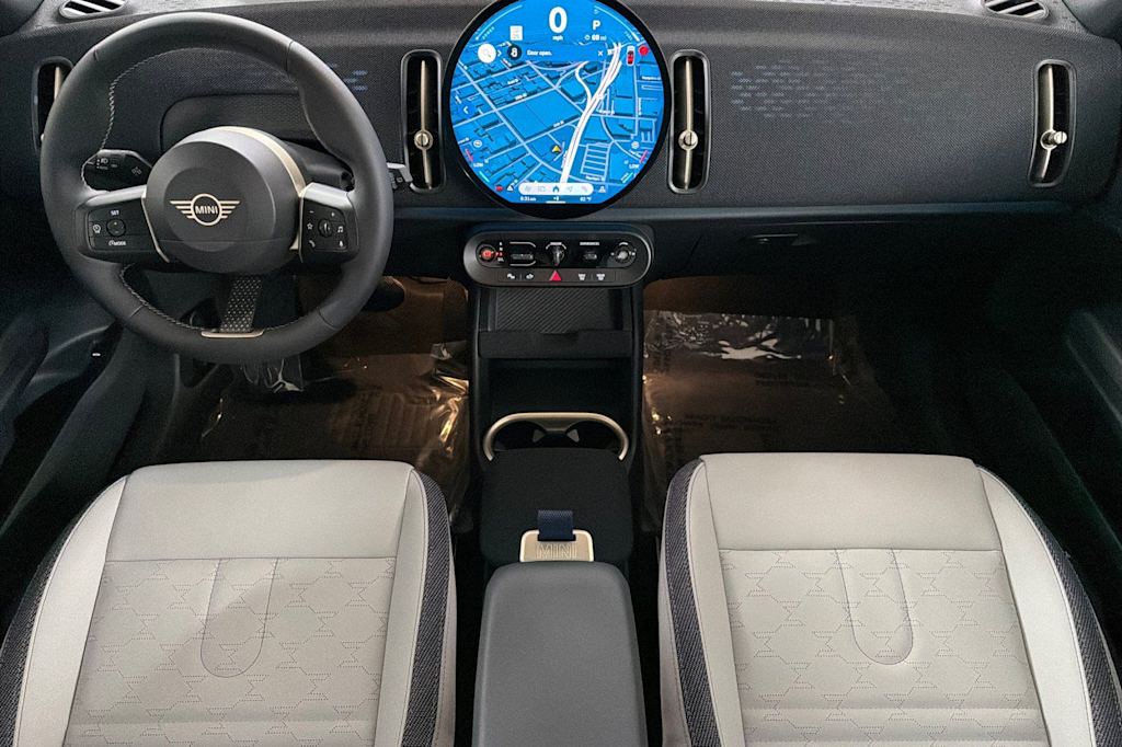 Thumbnail: 2027 MINI Cooper Countryman - 2