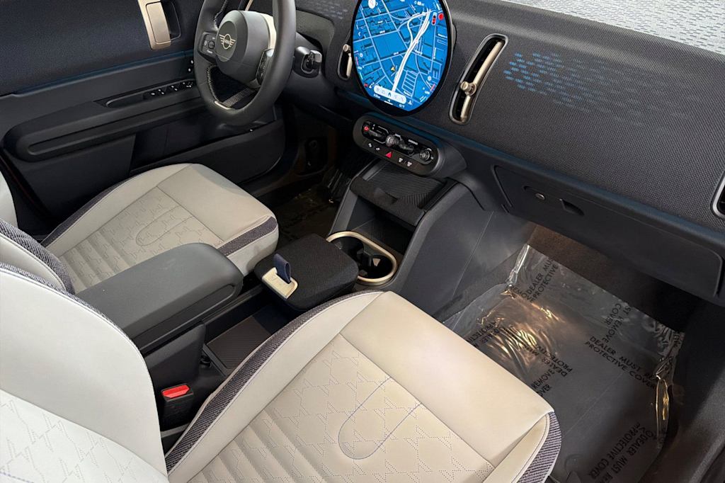 Thumbnail: 2027 MINI Cooper Countryman - 10