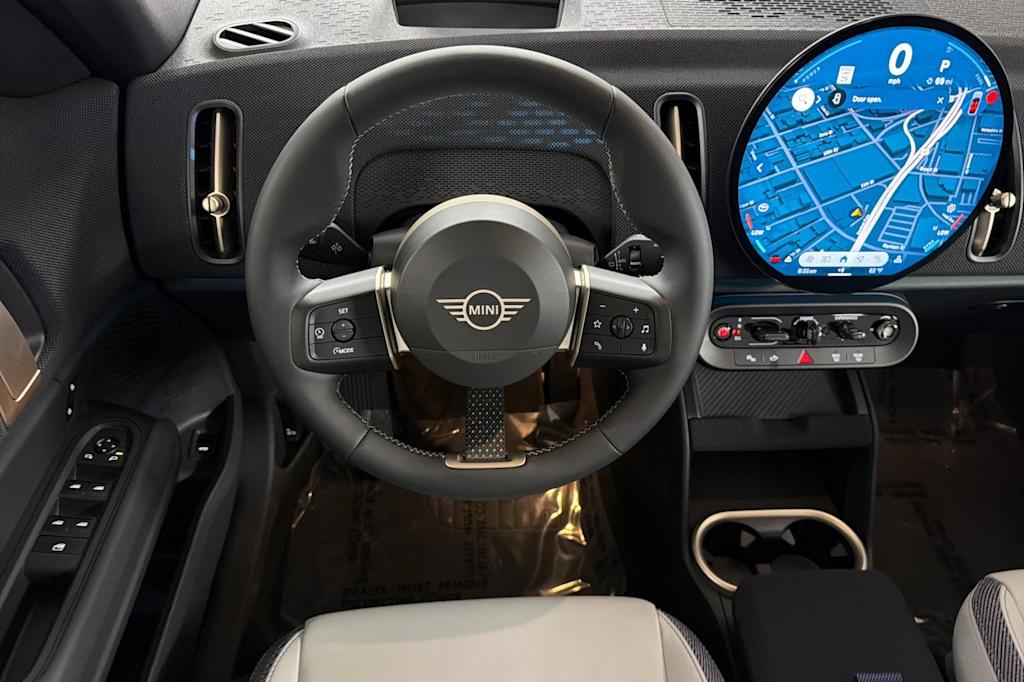 Thumbnail: 2027 MINI Cooper Countryman - 8