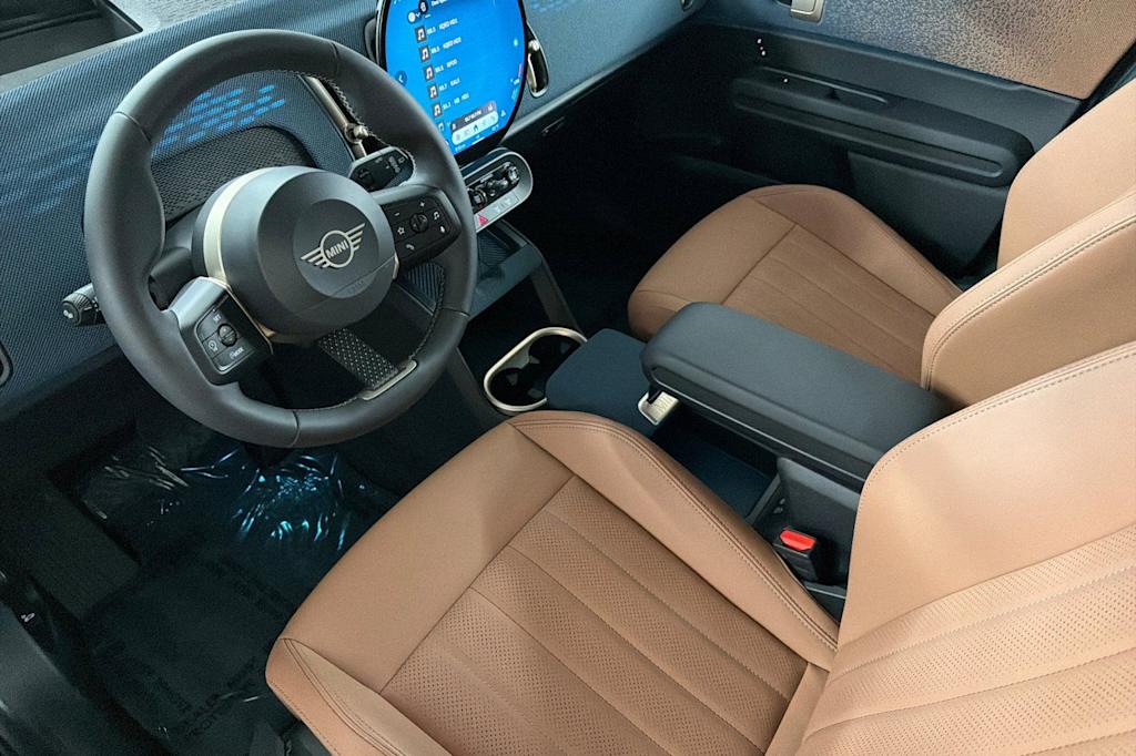 Thumbnail: 2026 MINI Cooper Countryman - 9